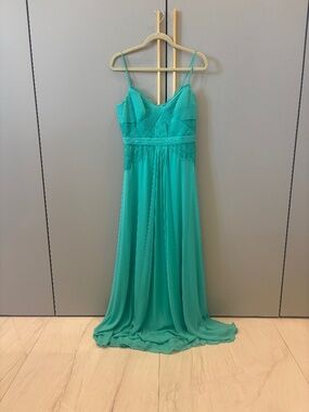 BCBG Max Azria Dress Size 6